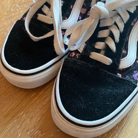 VANS black/floral suede/canvas Men 4/Women 5.5 - Picture 7 of 12